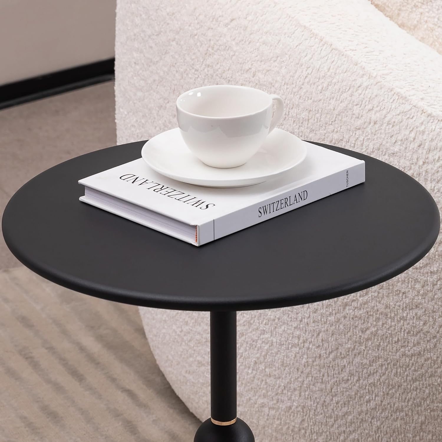 Vintage Metal Coffee Table End Table, Round Side Table for Sofa Bedside Nightstand, Accent Table Decorative Small Space Living Room Bedroom