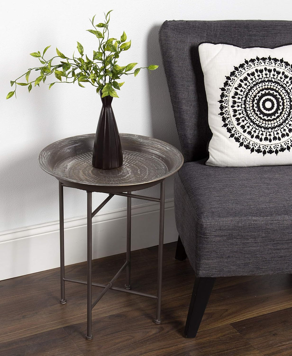 Kate and Laurel Mahdavi Hammered Metal Tray End Table, Pewter, 16.5 inch Diameter